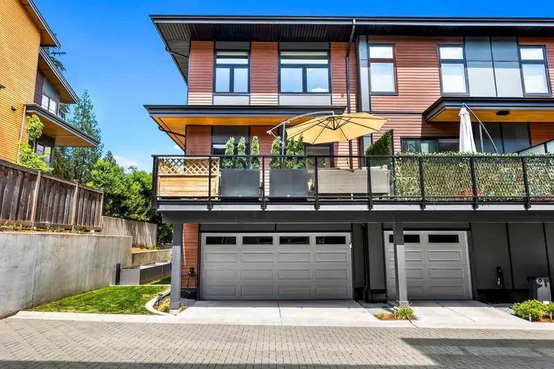 1 50 SEAVIEW DRIVE - photo 2 of 38