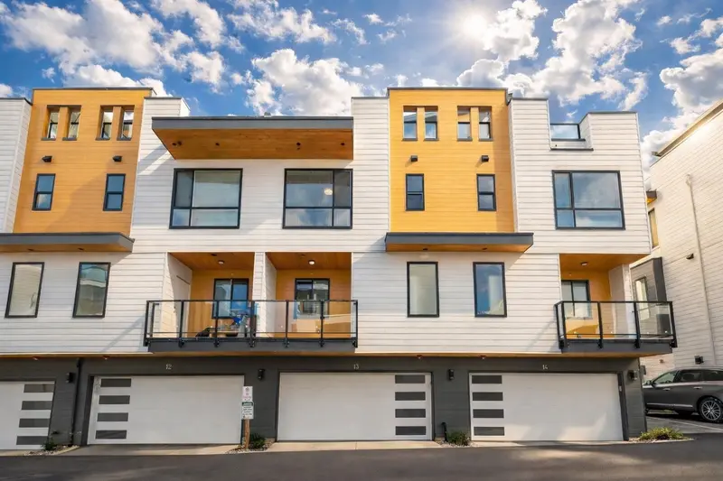 13 16511 WATSON DRIVE - photo 1 of 25