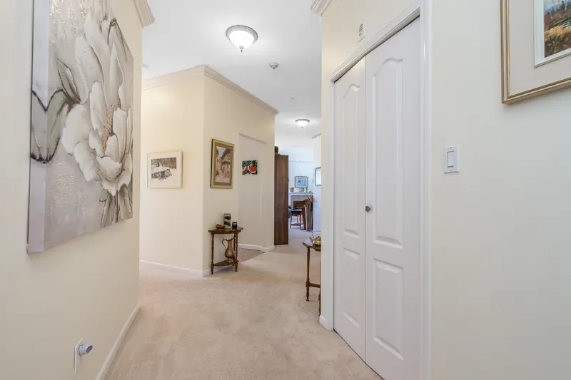 309 4753 RIVER ROAD WEST - photo 3 of 25