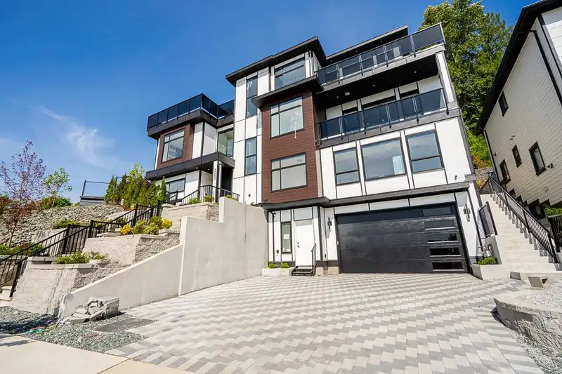 2263 MONASHEE COURT - photo 4 of 39