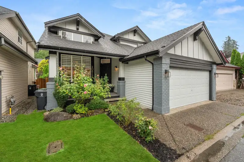 20813 97 AVENUE - photo 3 of 40