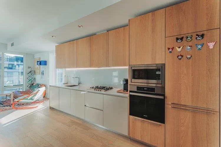 401 6699 RIVER ROAD - photo 4 of 17