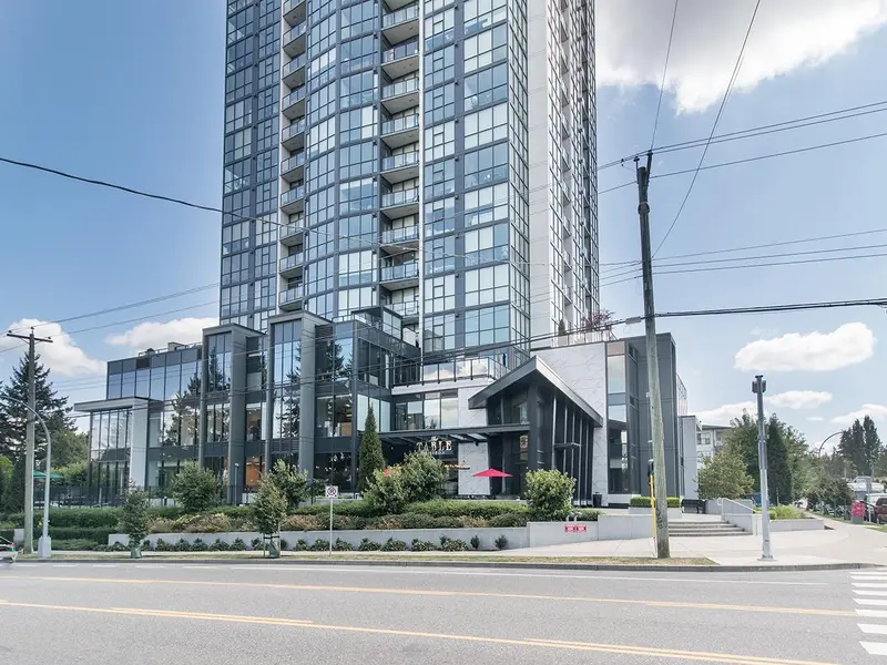 1506 2180 GLADWIN ROAD - photo 2 of 25