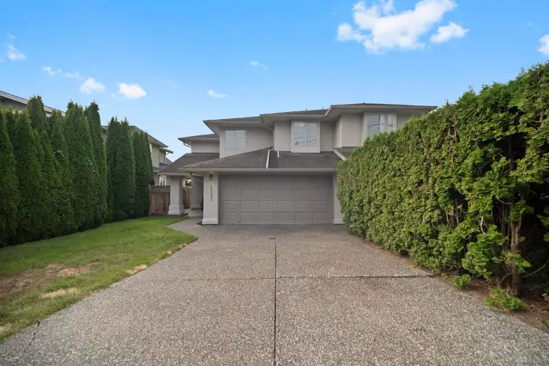 15582 RUSSELL AVENUE - photo 1 of 38