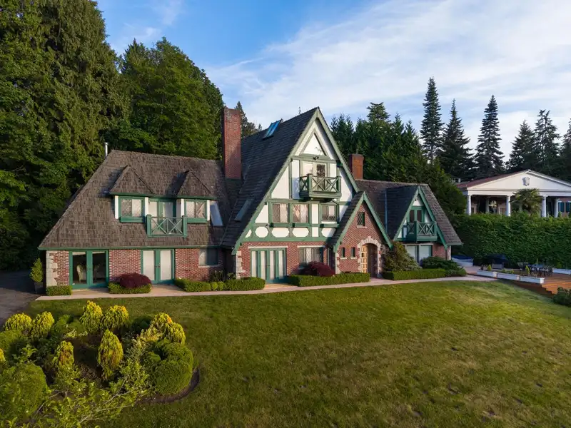 5550 NW MARINE DRIVE - photo 1 of 28