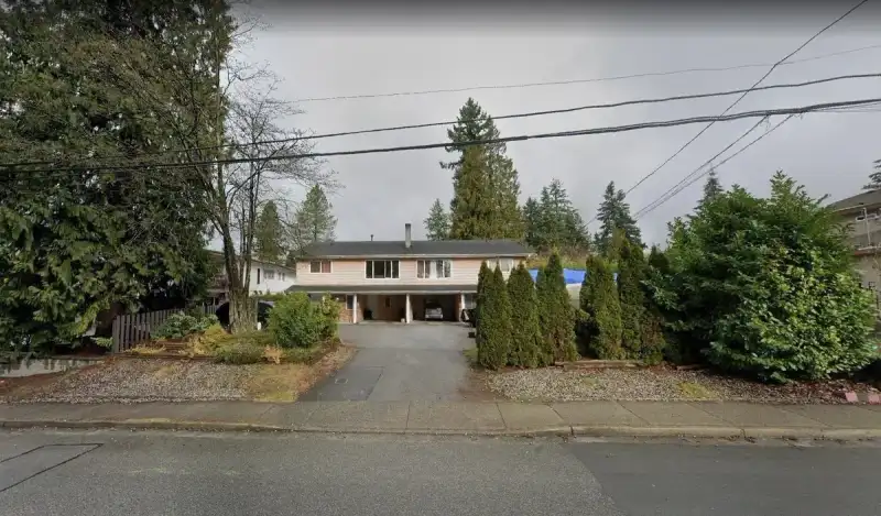 727 729 SMITH AVENUE - photo 1 of 1