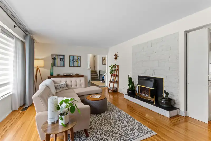 1856 WINDERMERE AVENUE - photo 4 of 33