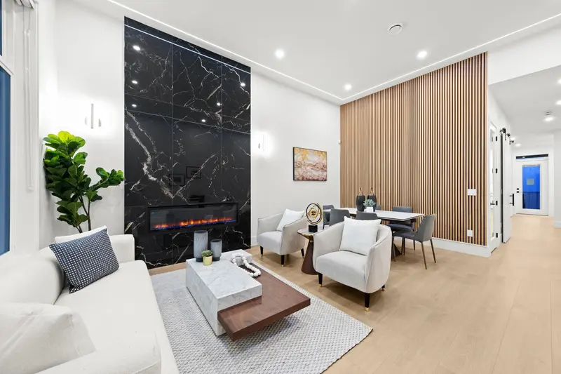 16935 0A AVENUE - photo 4 of 21