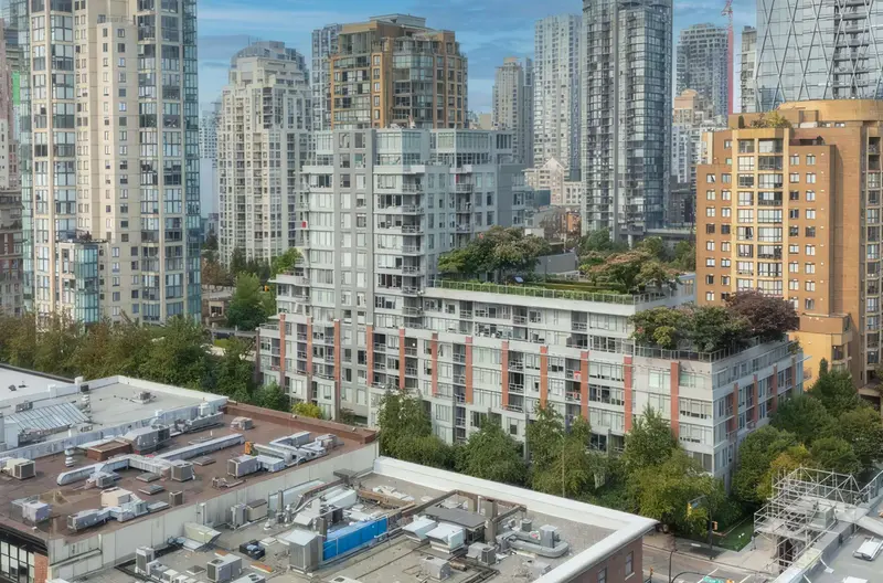 1305 1133 HOMER STREET - photo 1 of 25