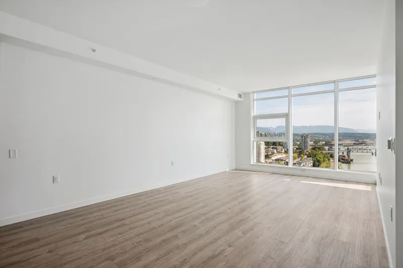 601 660 QUAYSIDE DRIVE - photo 2 of 25