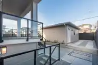 1 2945 E 44TH AVENUE - thumbnail 33