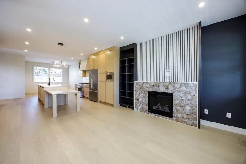 620 JONES AVENUE - photo 2 of 40