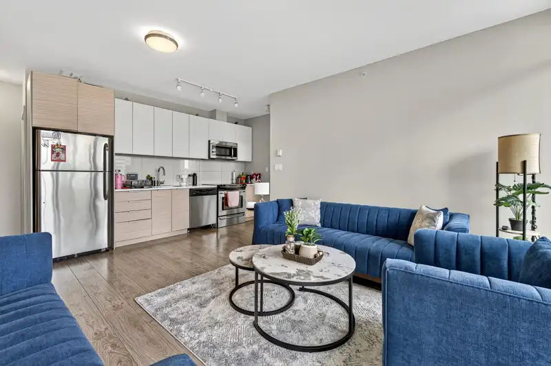 305 13303 CENTRAL AVENUE - photo 4 of 33
