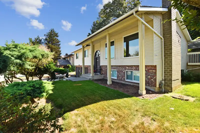 2255 ORCHARD DRIVE - photo 2 of 30