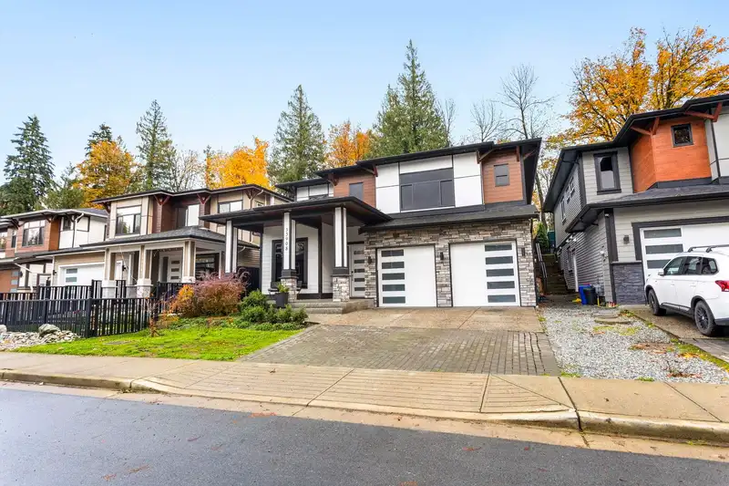 33908 TOOLEY PLACE - photo 2 of 40