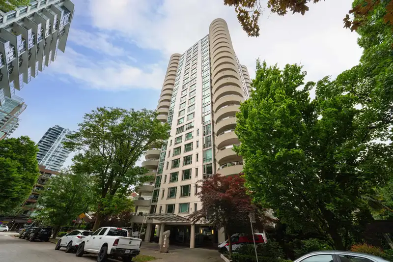 1505 1020 HARWOOD STREET - photo 2 of 31