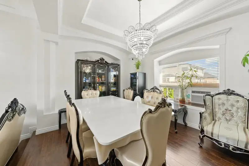 13356 59 AVENUE - photo 2 of 25