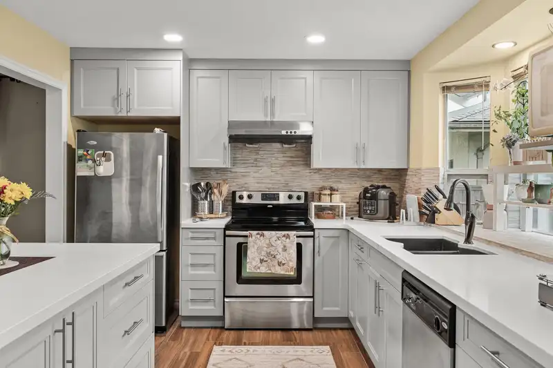 2611 FINLAYSON COURT - photo 1 of 31