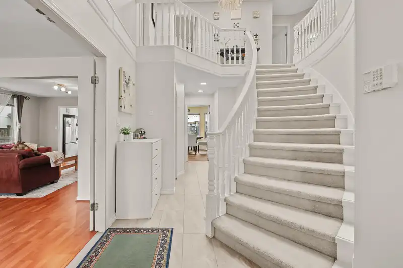 2611 FINLAYSON COURT - photo 4 of 31