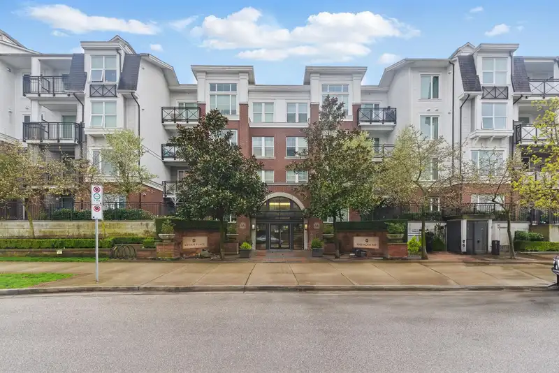 428 9388 MCKIM WAY - photo 1 of 40