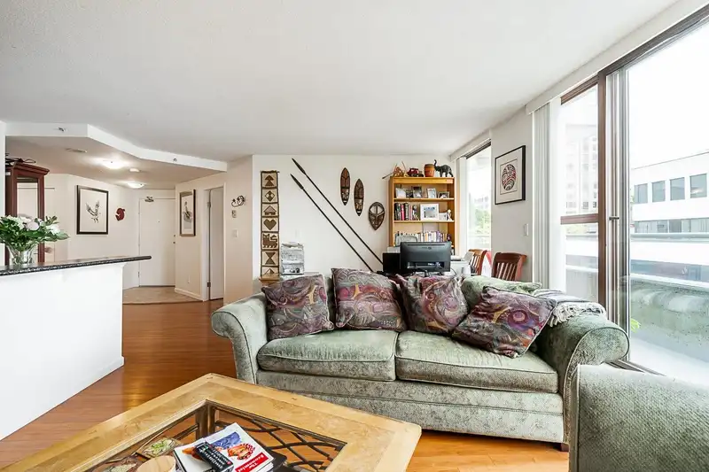 306 1633 W 8TH AVENUE - photo 4 of 20