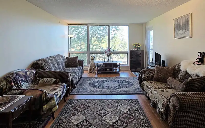 810 3663 CROWLEY DRIVE - photo 3 of 22