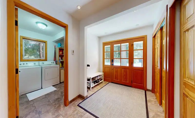 6407 EASY STREET - photo 4 of 38