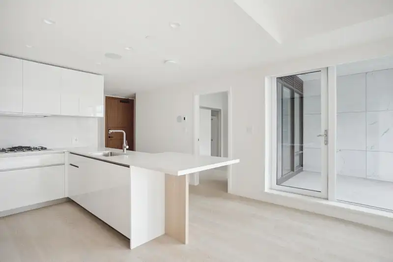 907 6811 PEARSON WAY - photo 2 of 28