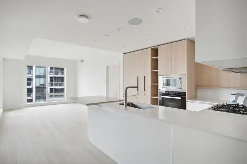 907 6811 PEARSON WAY - photo 3 of 28