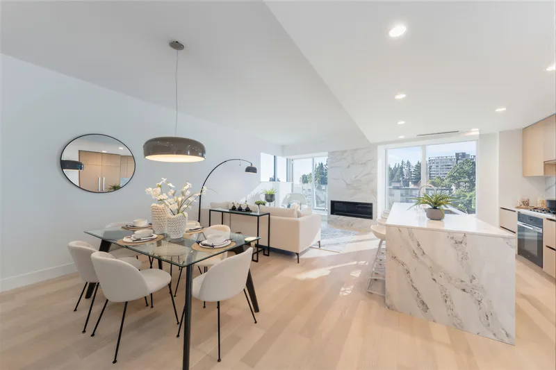 201 1475 FOSTER STREET - photo 3 of 11