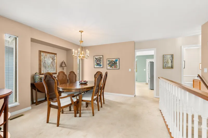 9494 204B STREET - photo 4 of 25