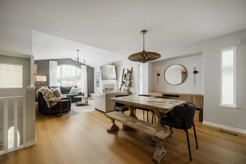 11706 GLENHURST STREET - photo 2 of 25