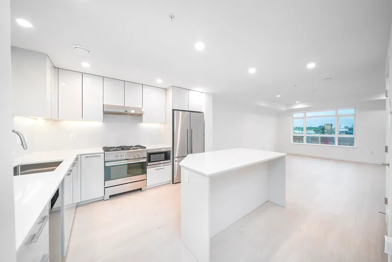 SL6 10333 RIVER DRIVE - photo 1 of 23