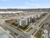 401 1892 STARLING DRIVE - thumbnail 35