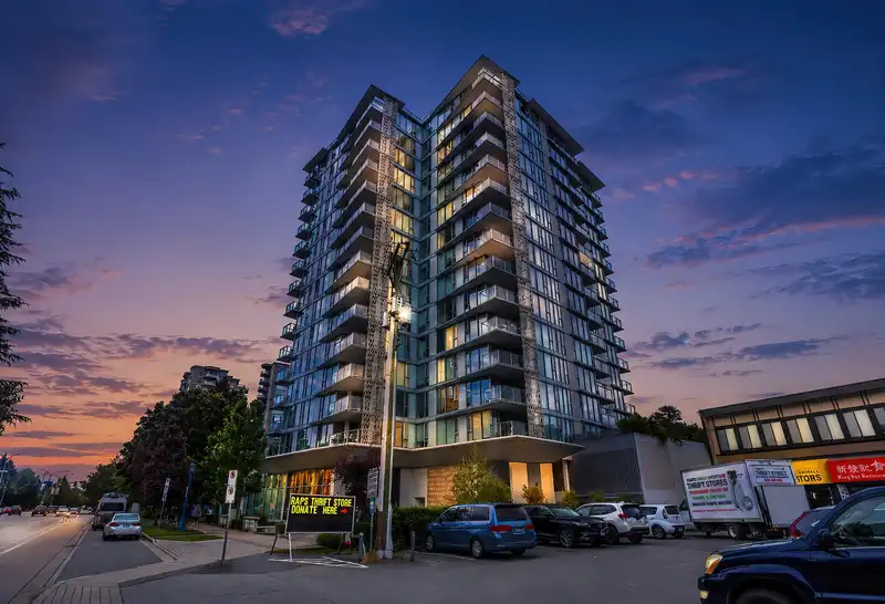 1610 8288 GRANVILLE AVENUE - photo 1 of 40