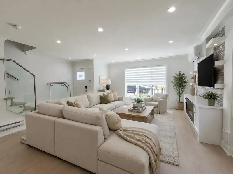 105 8233 WILLIAMS ROAD - photo 3 of 14