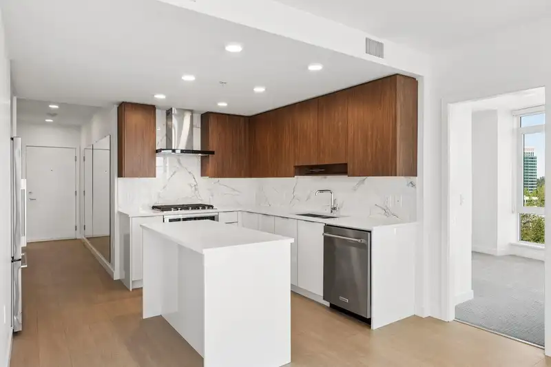 903 7683 PARK CRESCENT - photo 4 of 28