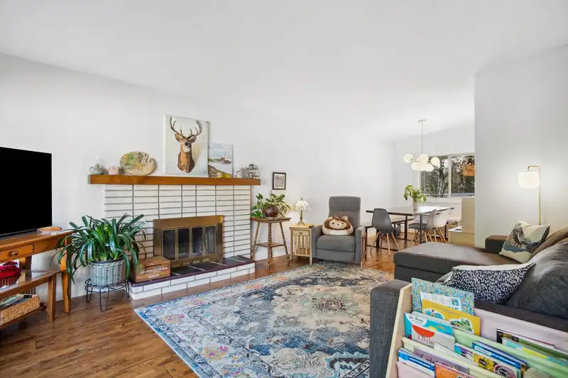 710 CUMBERLAND STREET - photo 2 of 39