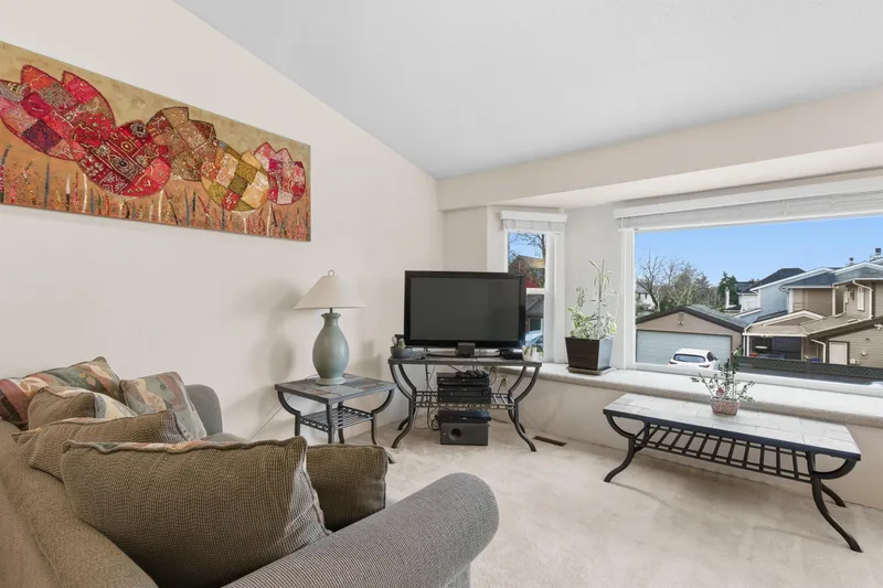 9235 MCBURNEY DRIVE - photo 4 of 25