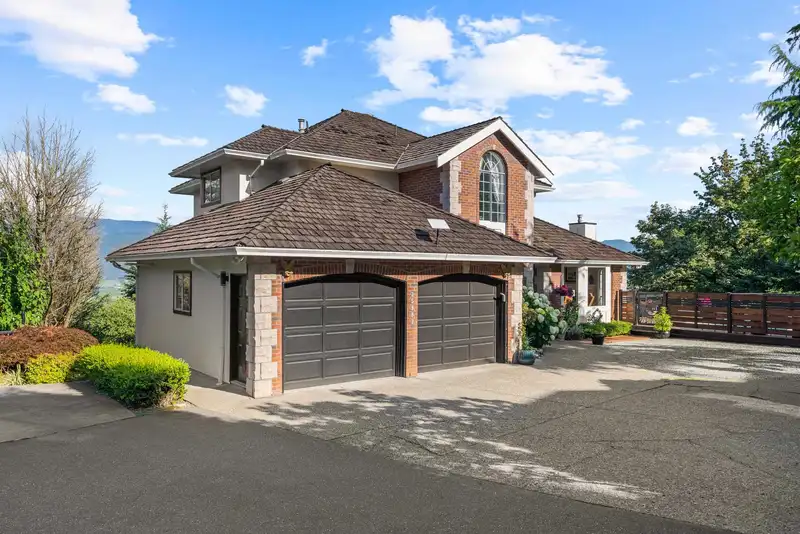 35993 EAGLECREST PLACE - photo 2 of 40