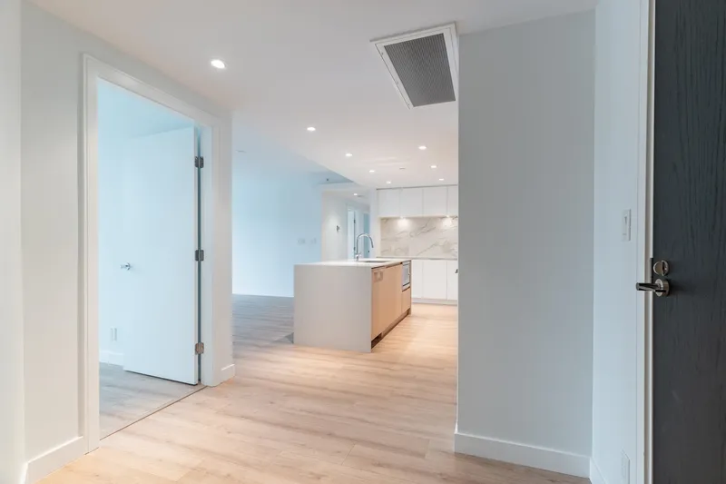 401 1500 FERN STREET - photo 4 of 25