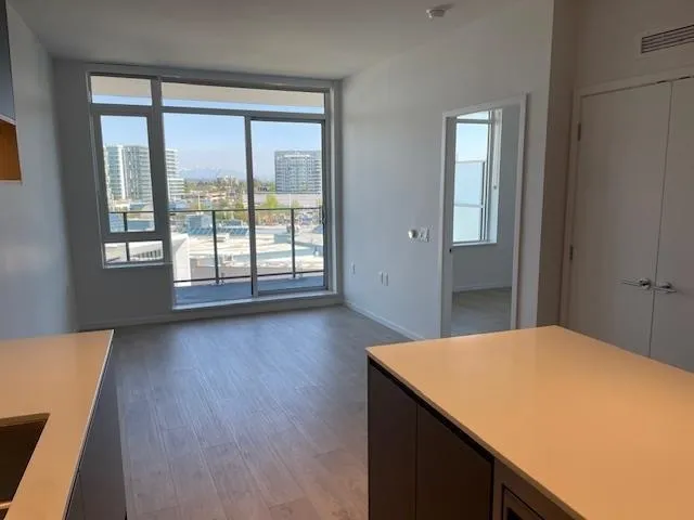 615 6788 MINORU BOULEVARD - photo 2 of 3