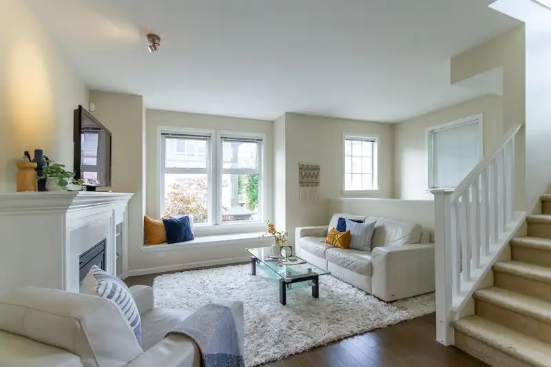 42 18777 68A AVENUE - photo 4 of 25