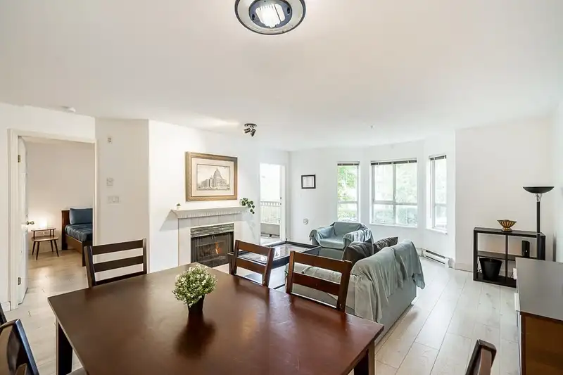 109 15268 105 AVENUE - photo 2 of 24