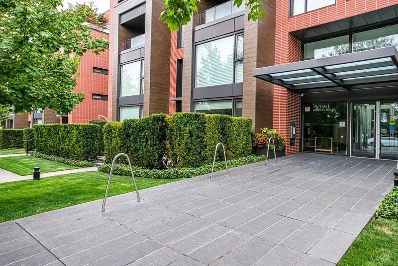 602 1561 W 57TH AVENUE - photo 4 of 25