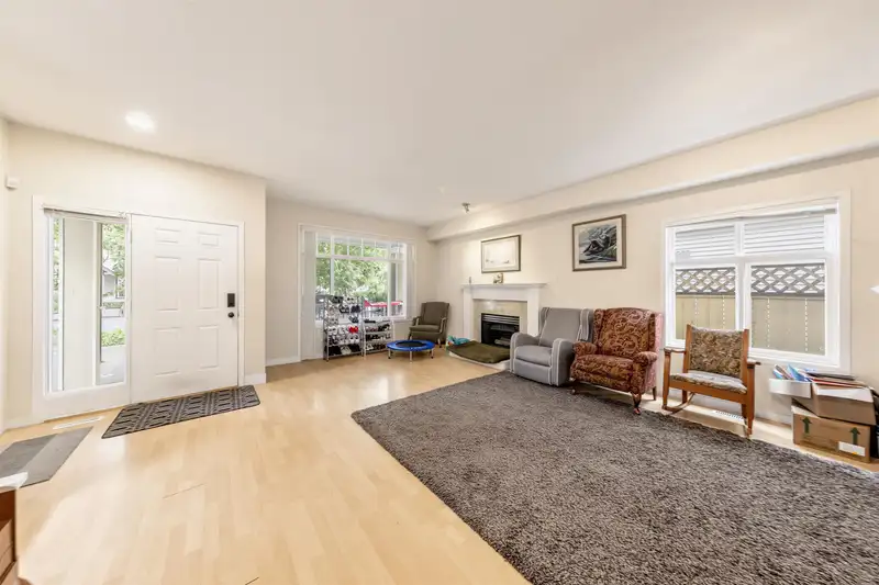 10522 SHEPHERD DRIVE - photo 4 of 34