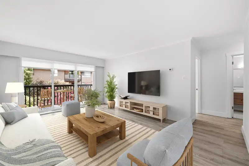 112 211 W 3RD STREET - photo 4 of 24