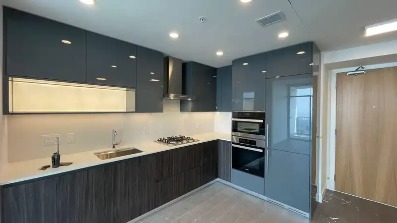 2505 6511 SUSSEX AVENUE - photo 1 of 11