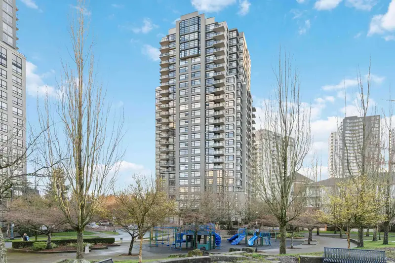 2009 5380 OBEN STREET - photo 3 of 25