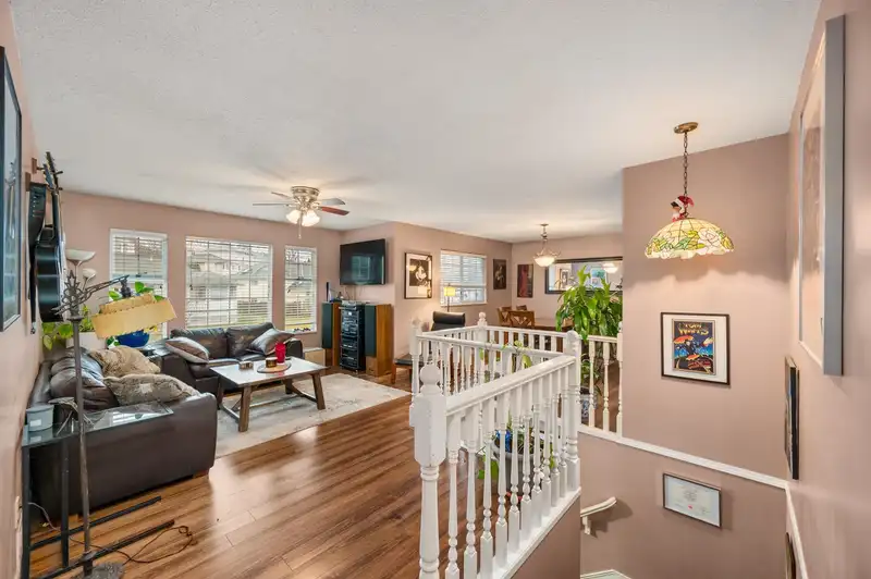 31002 CREEKSIDE DRIVE - photo 4 of 35